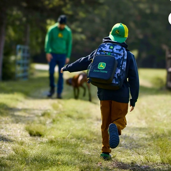 John Deere Boys' August 17" Laptop Backpack with Lunch Box, Black Camo - Picture 2 of 14